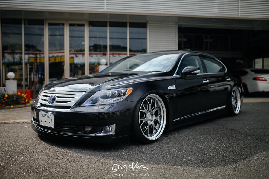  Lexus LS460L by Aimgain 2014 года  (фото 5 из 11)